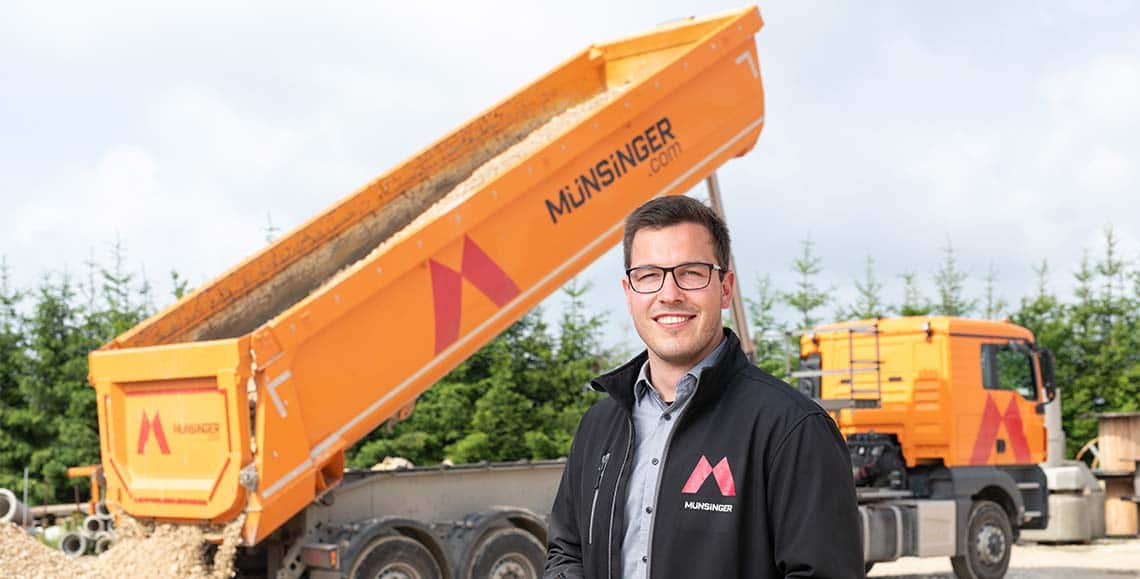 Juniorchef Johannes Münsinger der Münsinger Erdbau GmbH aus dem bayrischen Blossenau